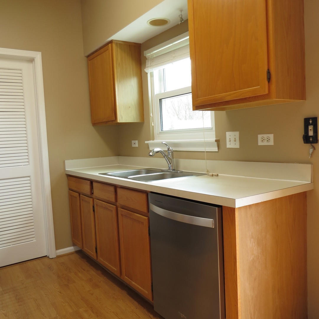 2530 Warm Springs Lane, Naperville, IL 60564