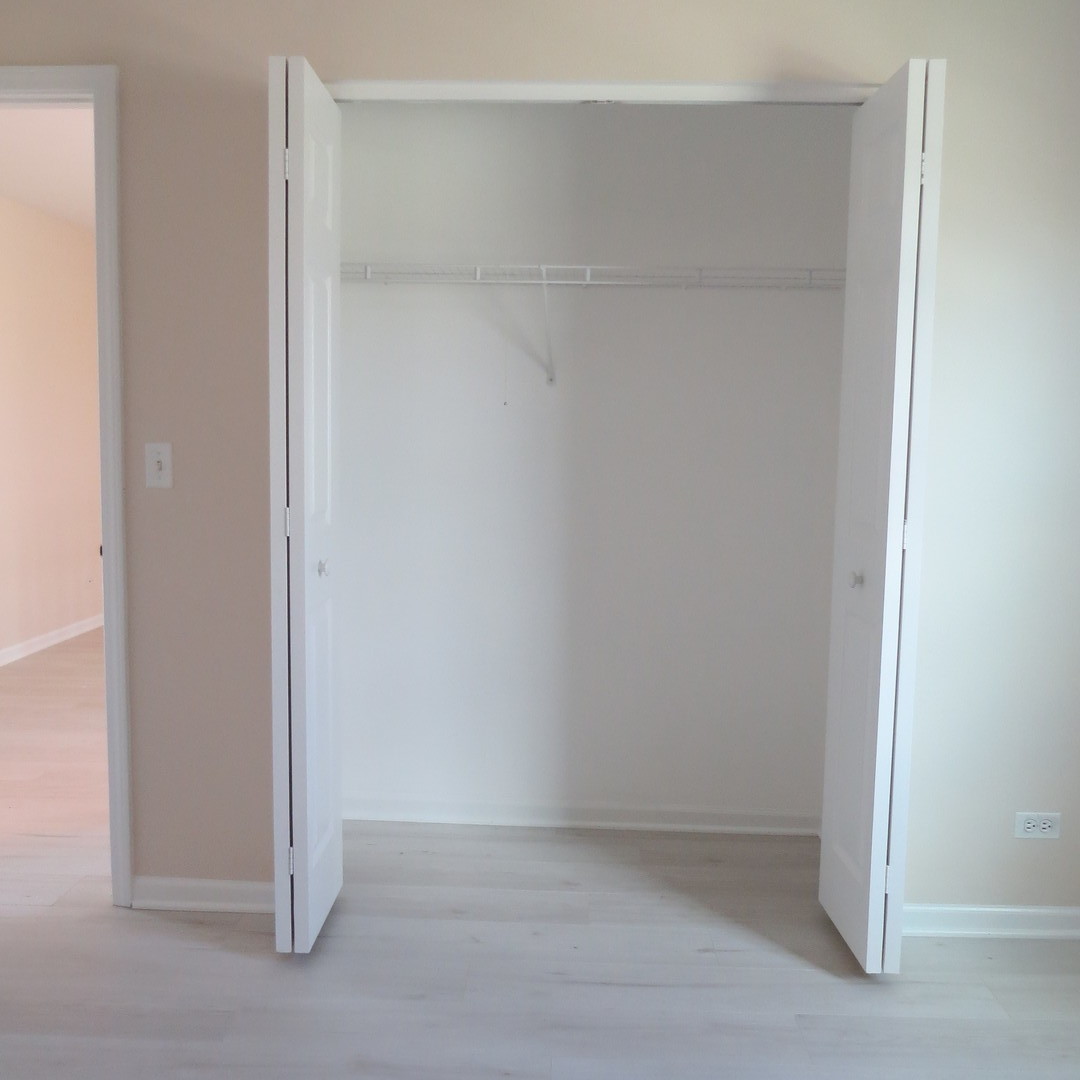 2530 Warm Springs Lane, Naperville, IL 60564