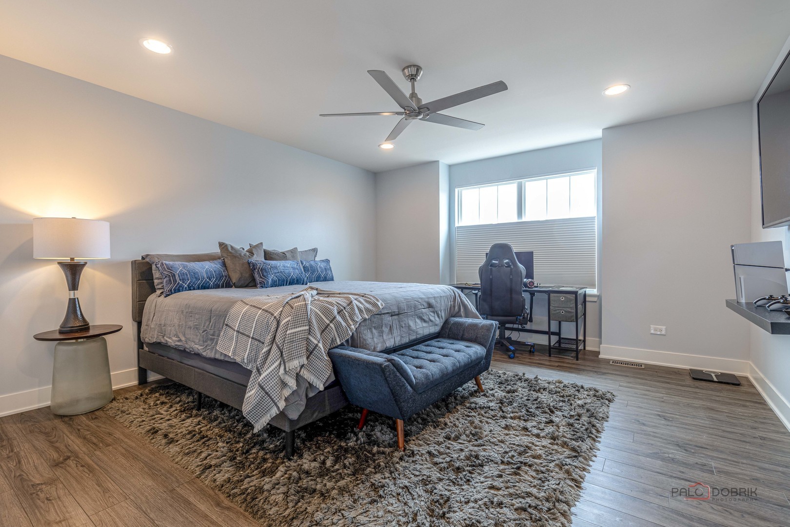 23264 N Pinehurst Drive, Kildeer, IL 60047