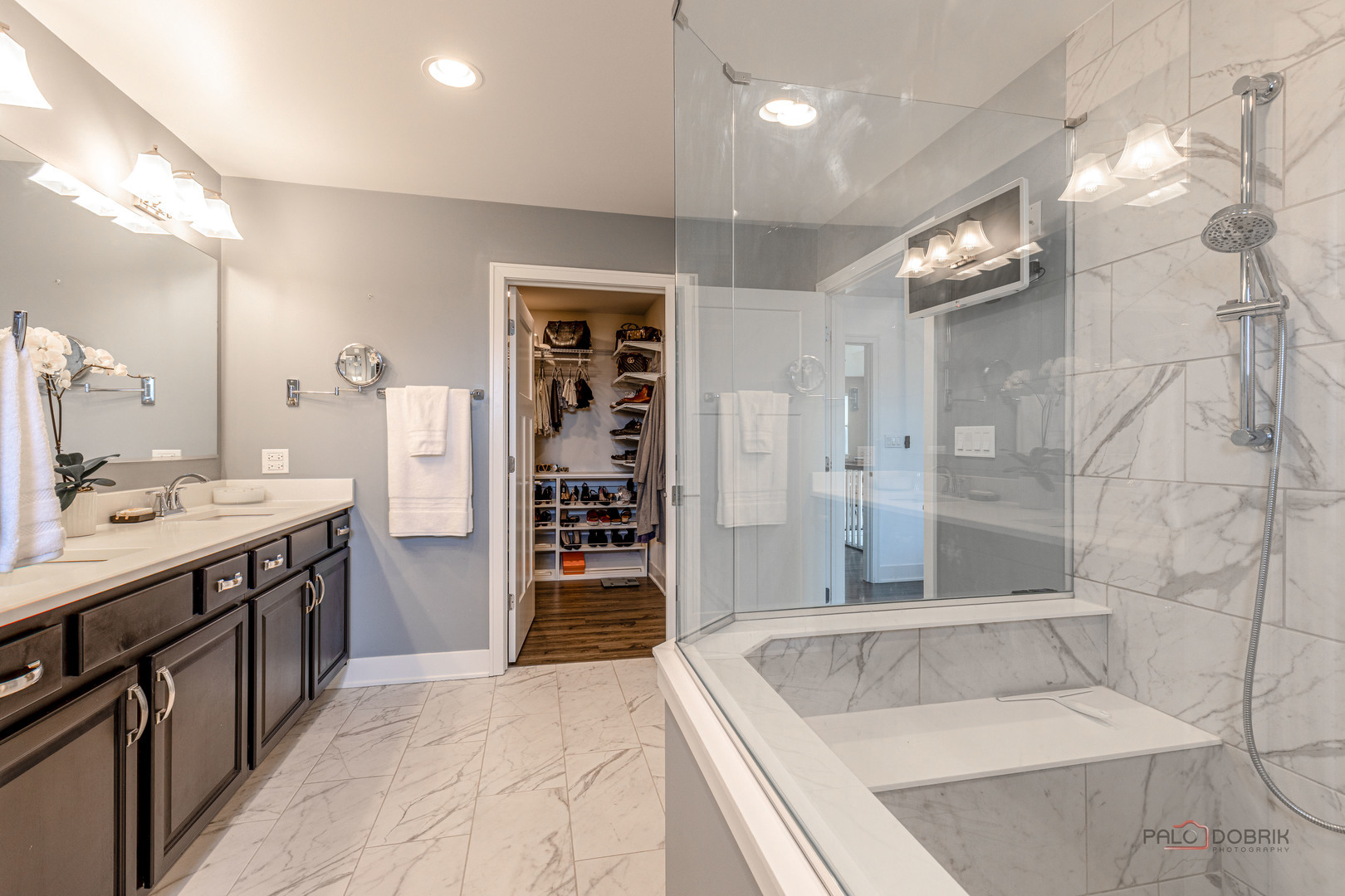 23264 N Pinehurst Drive, Kildeer, IL 60047