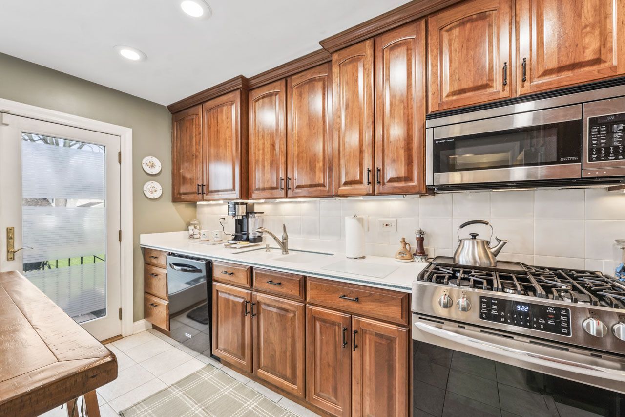 602 S Edward Street, Mount Prospect, IL 60056