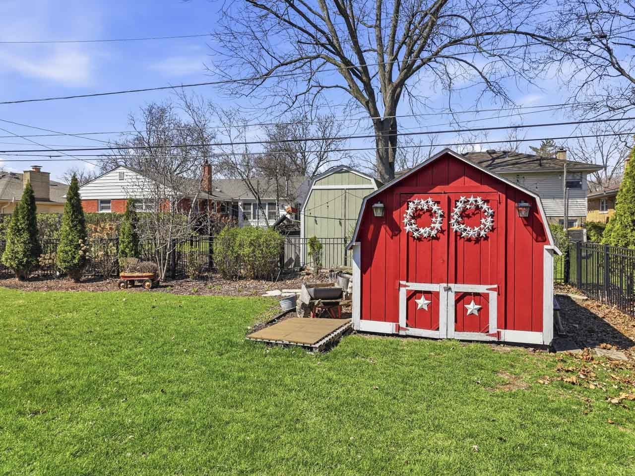 602 S Edward Street, Mount Prospect, IL 60056