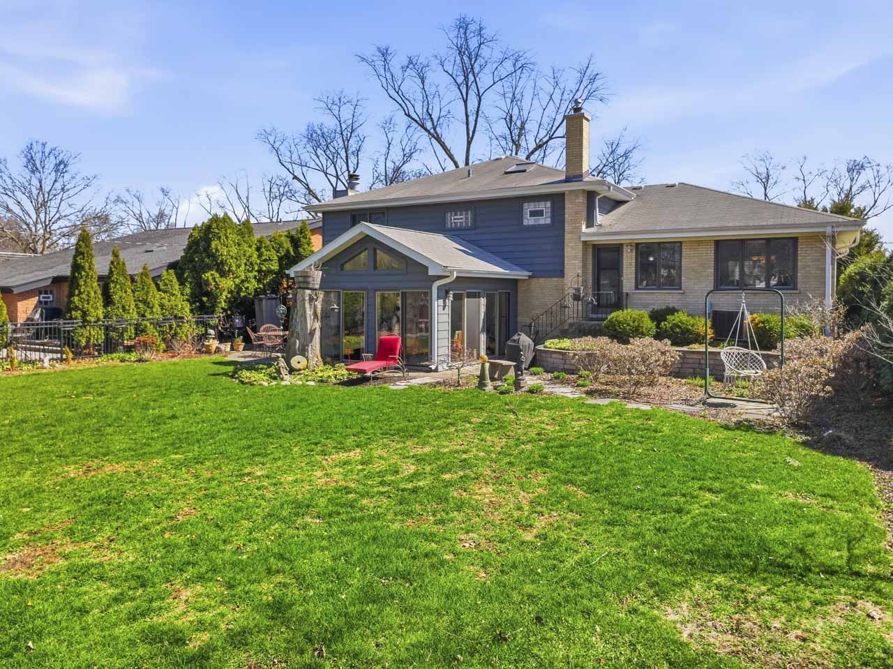 602 S Edward Street, Mount Prospect, IL 60056