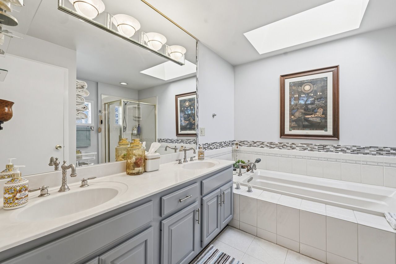 602 S Edward Street, Mount Prospect, IL 60056