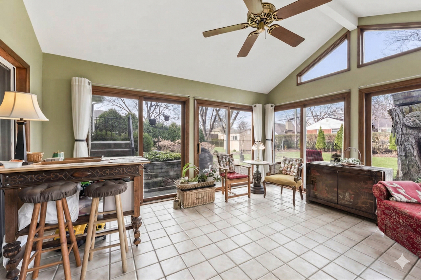 602 S Edward Street, Mount Prospect, IL 60056