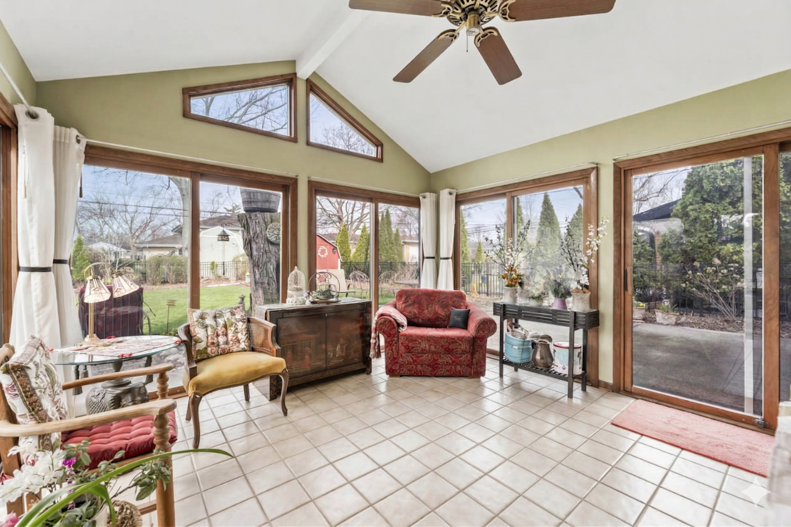 602 S Edward Street, Mount Prospect, IL 60056