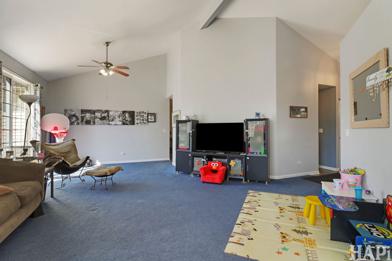 711 Wedgewood, McHenry, IL 60050