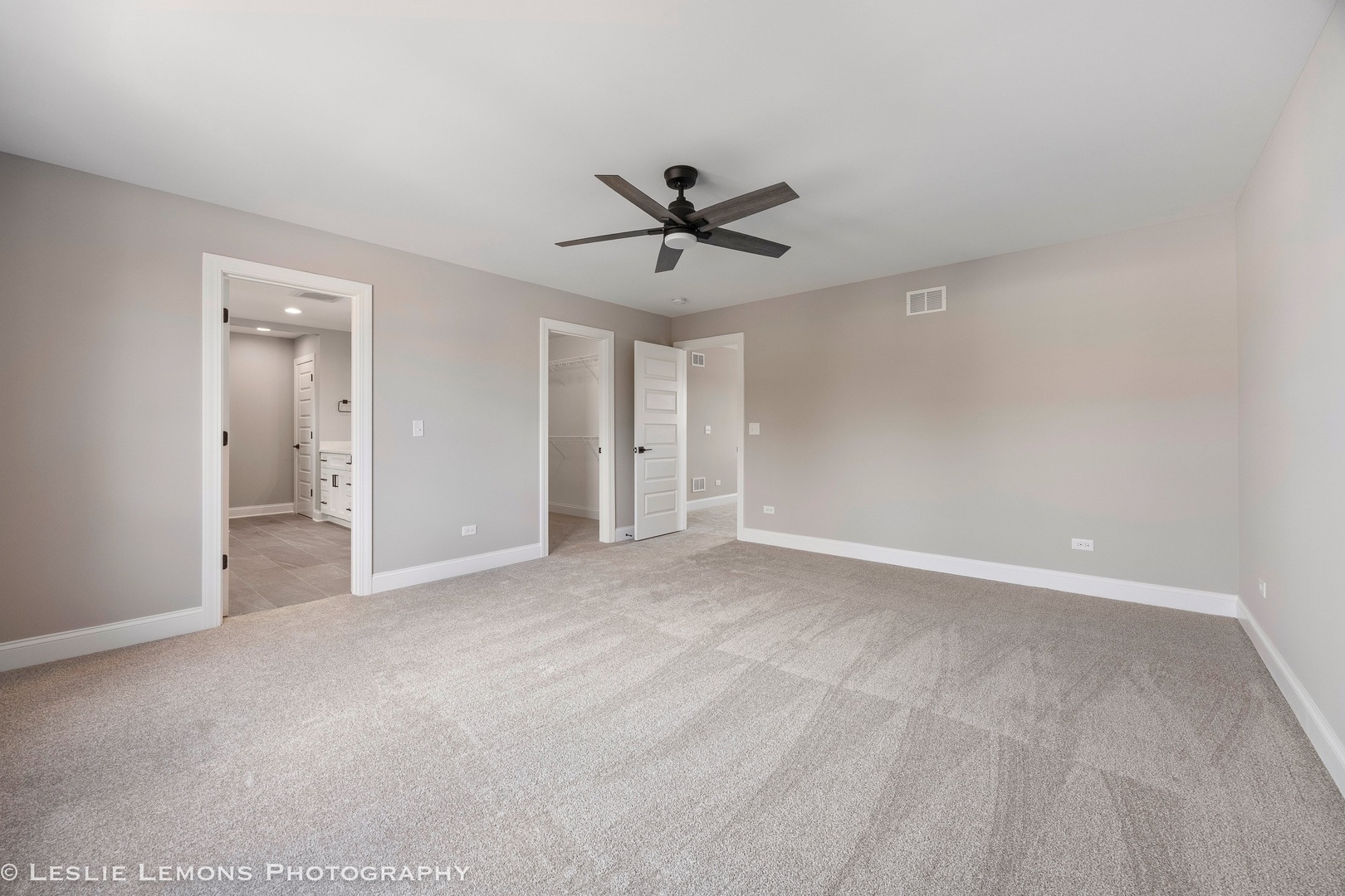 902 HAYDEN Drive, Yorkville, IL 60560