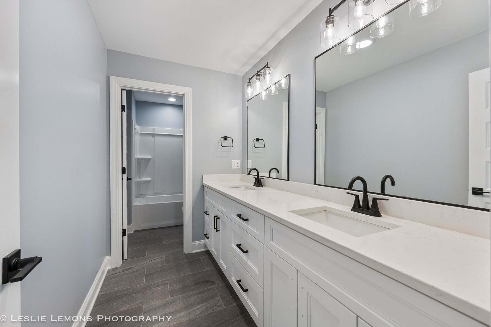 902 HAYDEN Drive, Yorkville, IL 60560