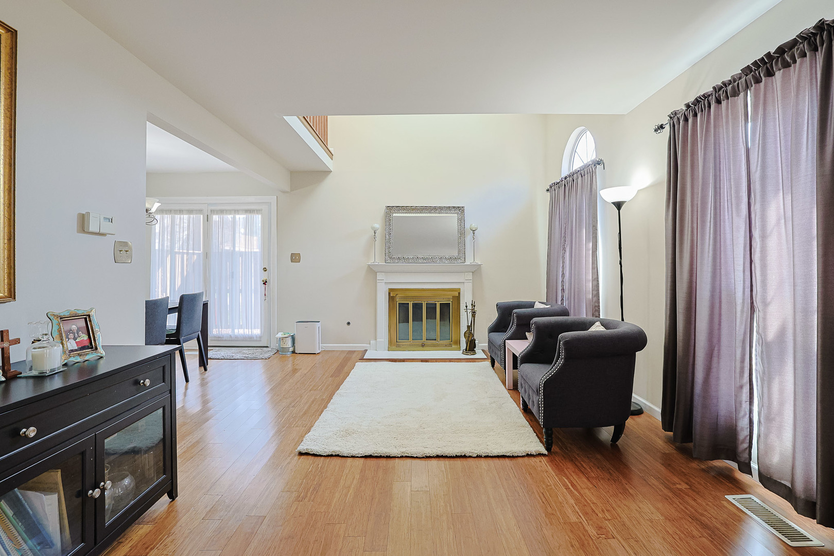 3S094 Timber Drive, Warrenville, IL 60555