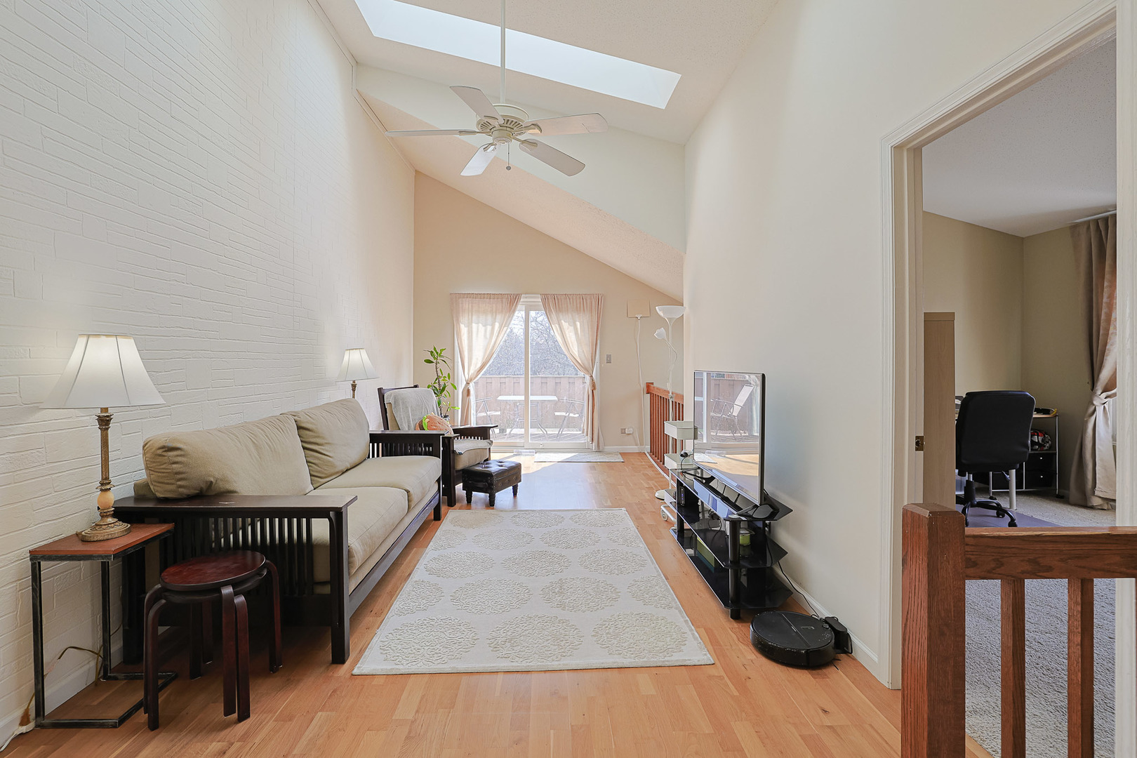 3S094 Timber Drive, Warrenville, IL 60555