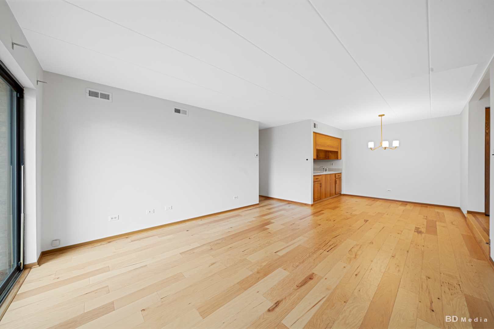 13240 W Circle Drive Parkway #304, Crestwood, IL 60418