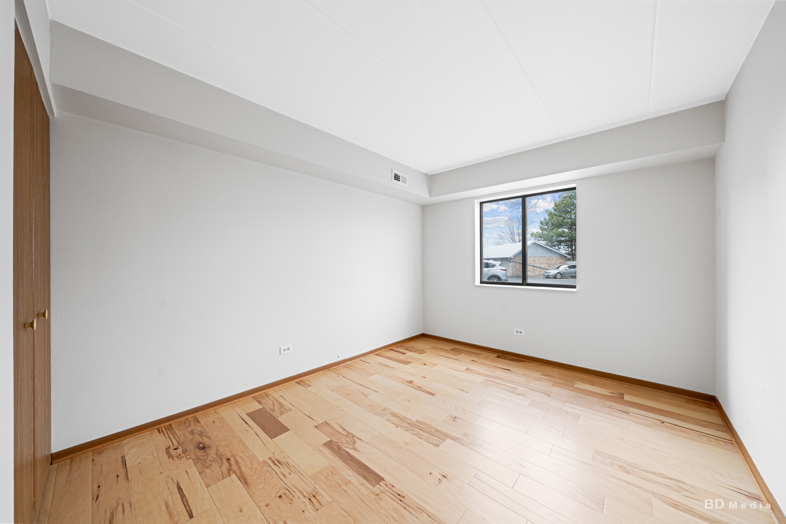 13240 W Circle Drive Parkway #304, Crestwood, IL 60418