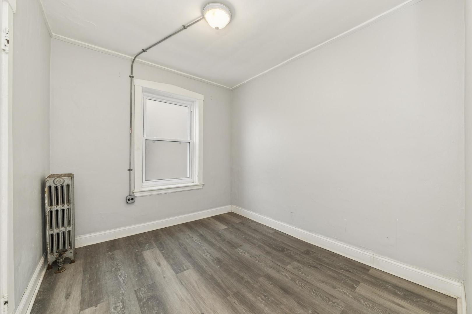 6206 N Francisco Avenue #2B, Chicago, IL 60659