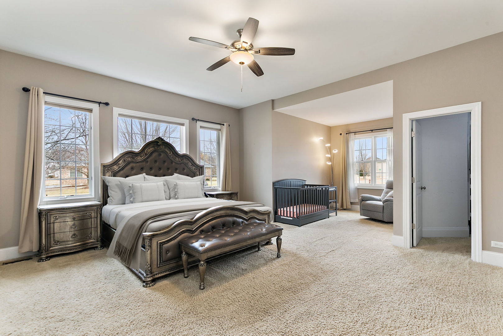 1211 Coyote Trail, Hampshire, IL 60140