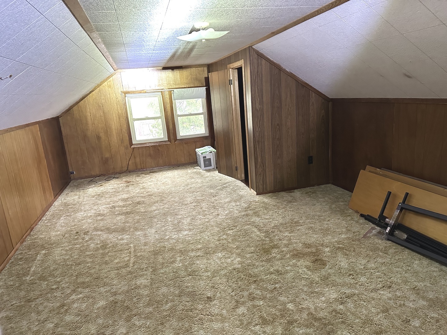 303 S Pleasant Street, Princeton, IL 61356