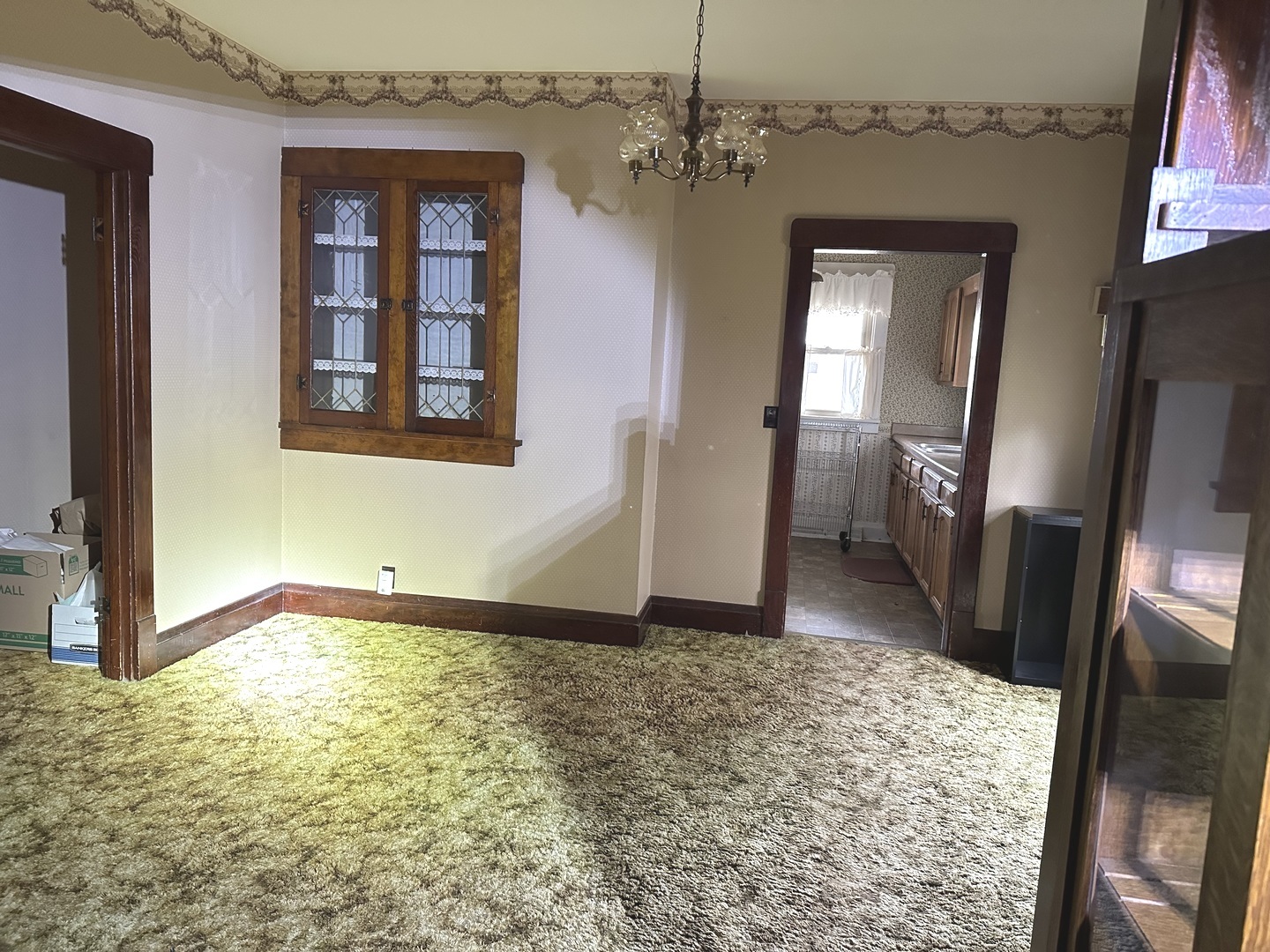 303 S Pleasant Street, Princeton, IL 61356