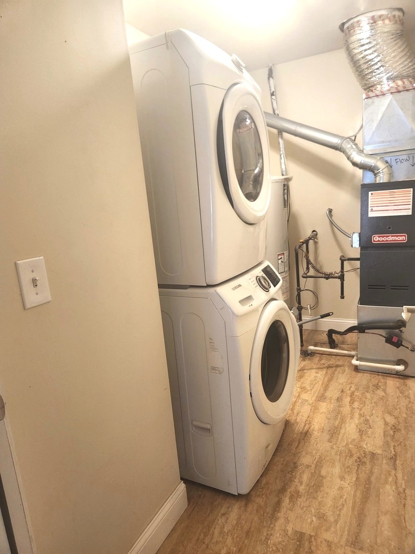 43 Foxcroft Boulevard #135, Naperville, IL 60565