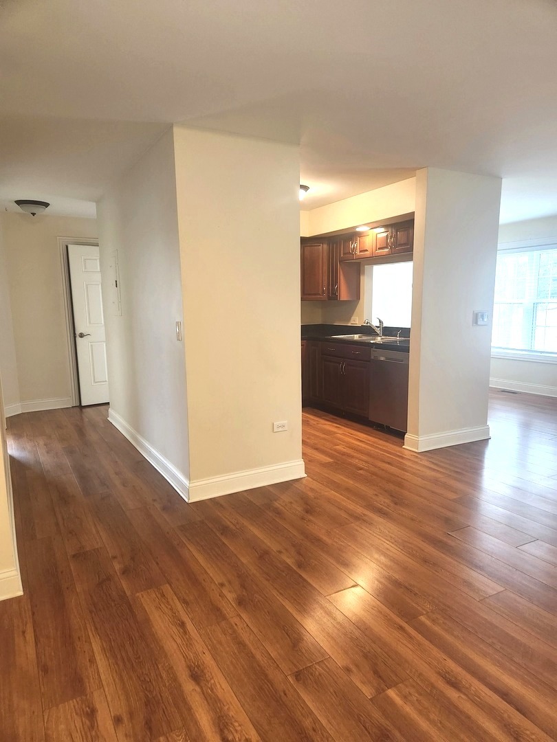 43 Foxcroft Boulevard #135, Naperville, IL 60565