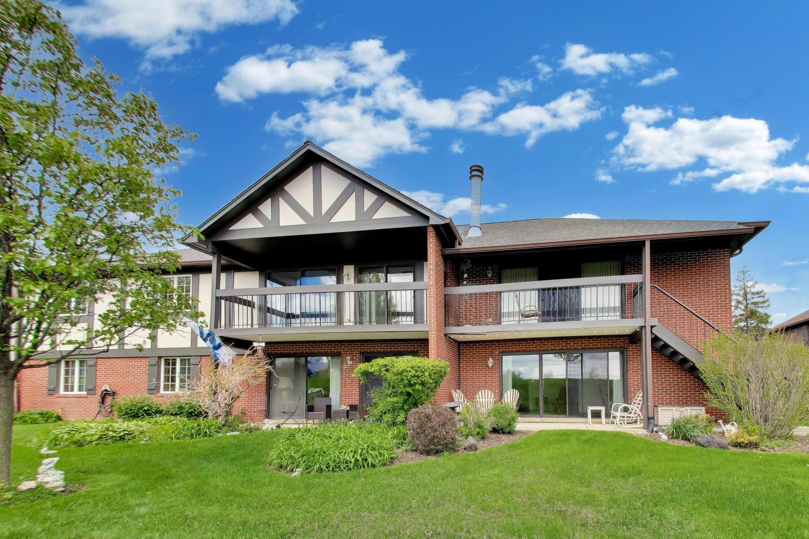 245 Windsor Lane #C, Willowbrook, IL 60527