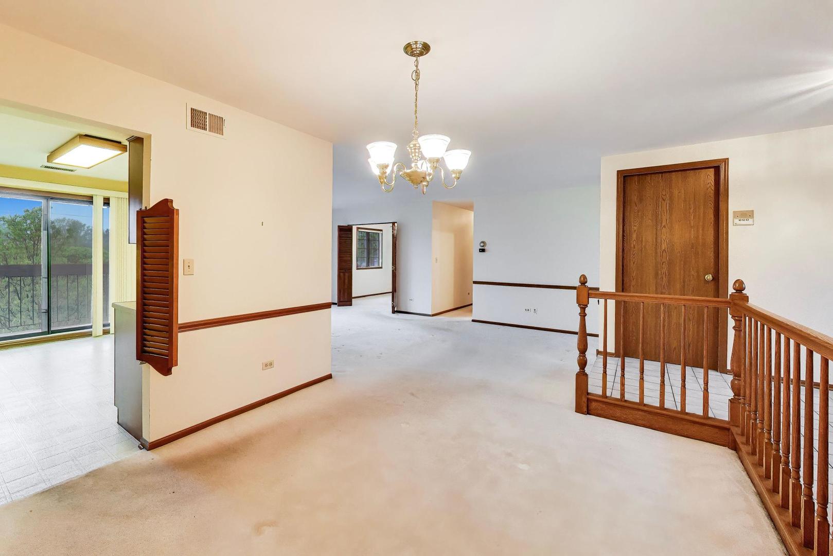 245 Windsor Lane #C, Willowbrook, IL 60527