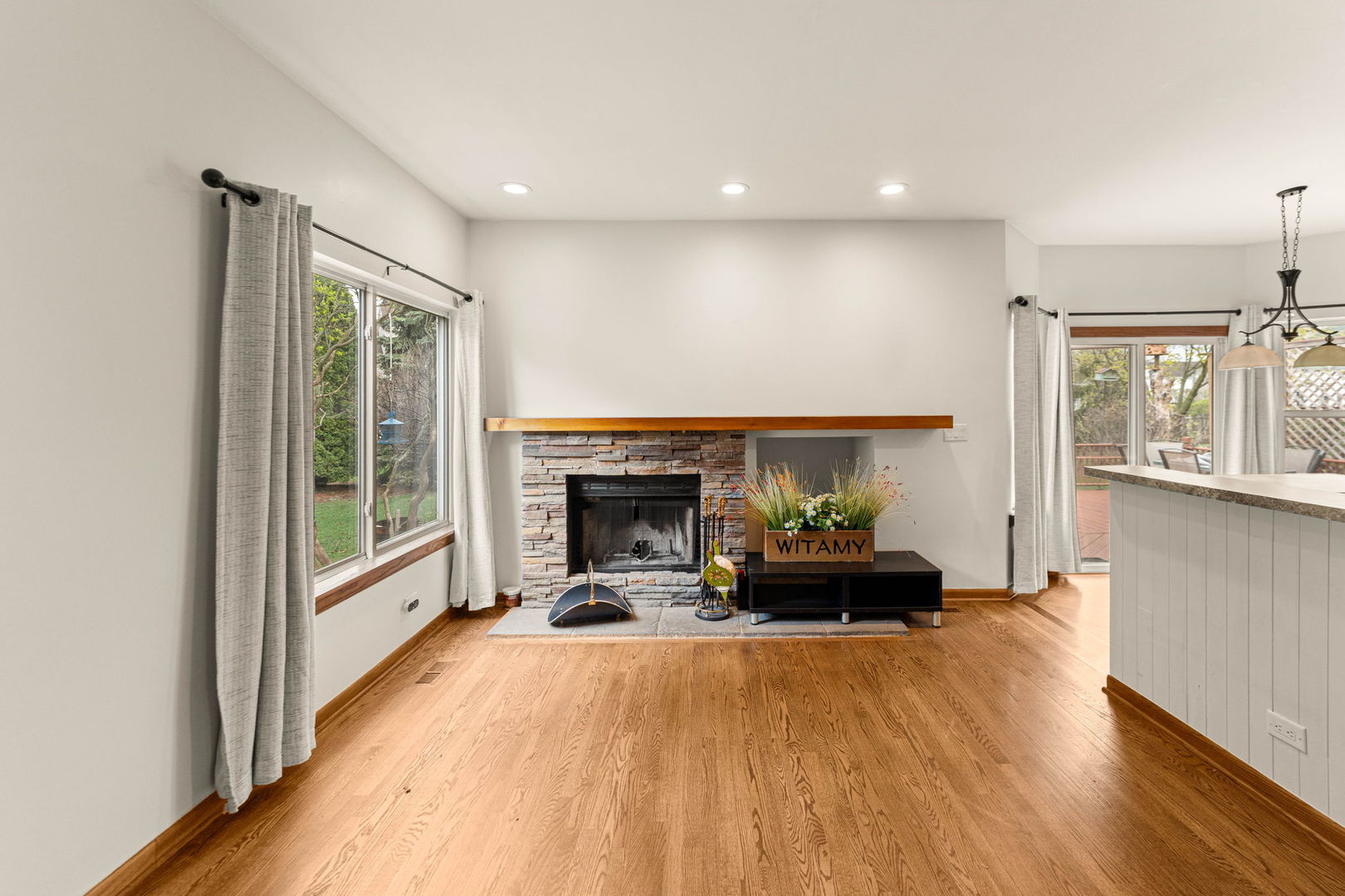 707 Marigold Court, Naperville, IL 60540