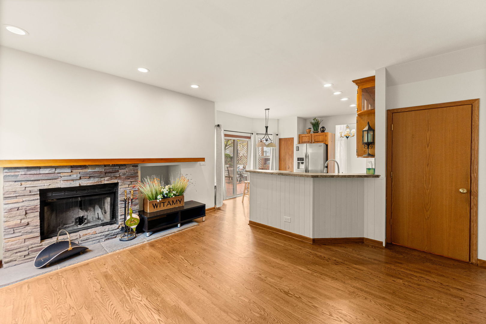 707 Marigold Court, Naperville, IL 60540