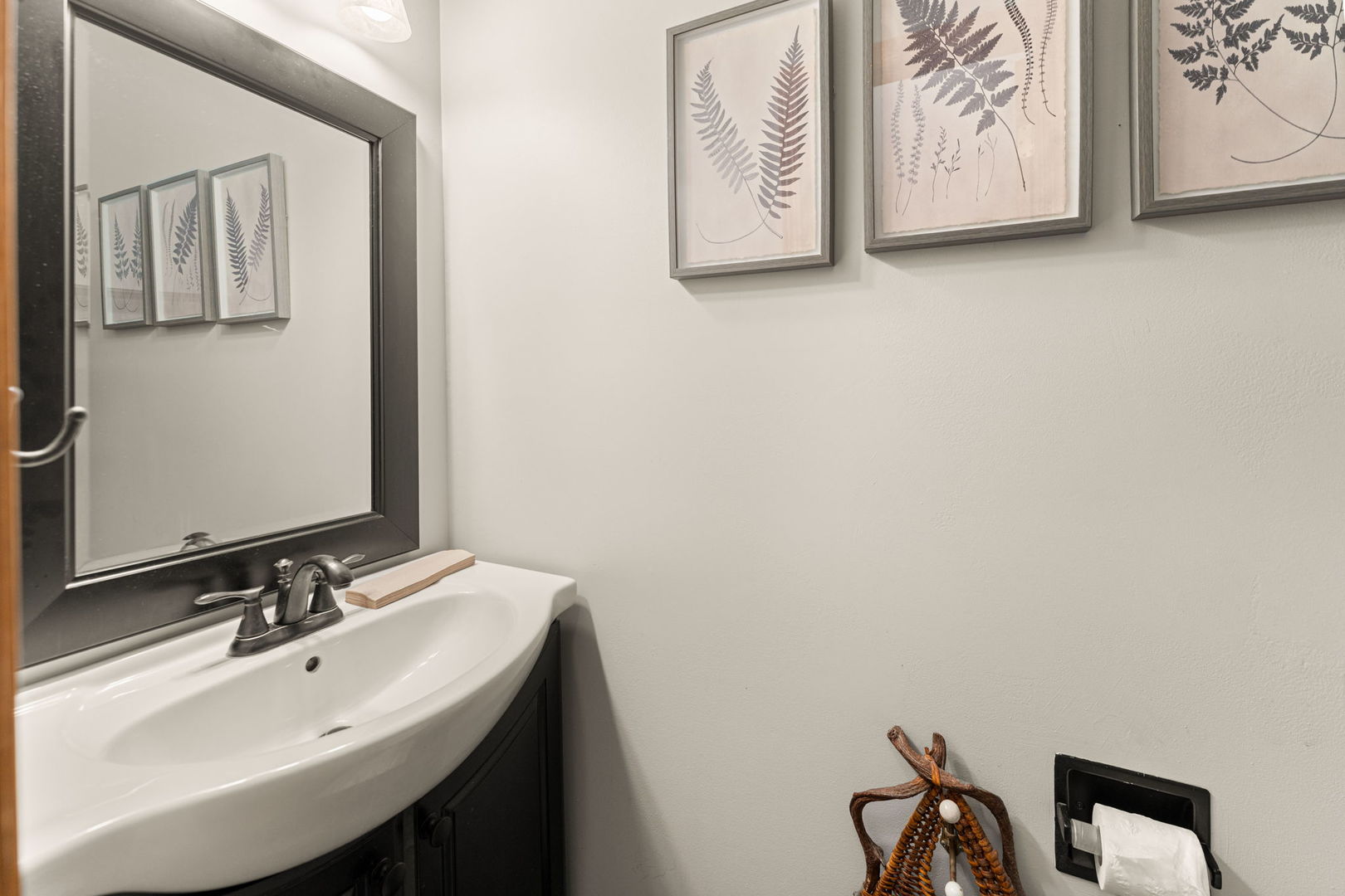 707 Marigold Court, Naperville, IL 60540