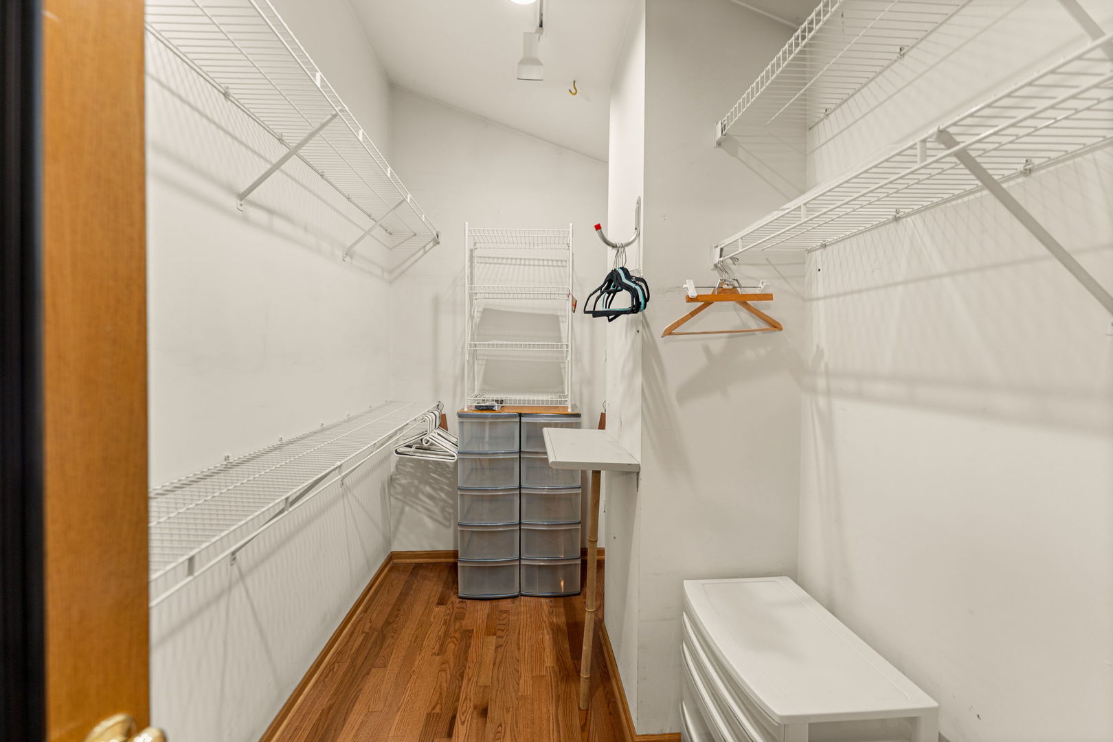 707 Marigold Court, Naperville, IL 60540