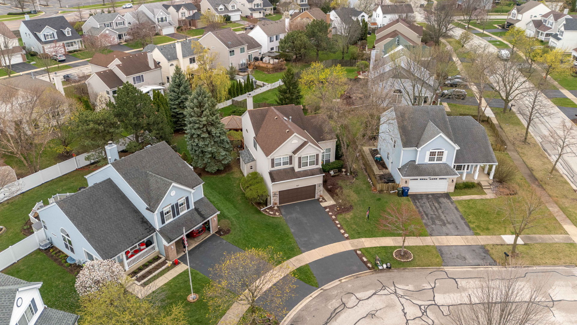 707 Marigold Court, Naperville, IL 60540