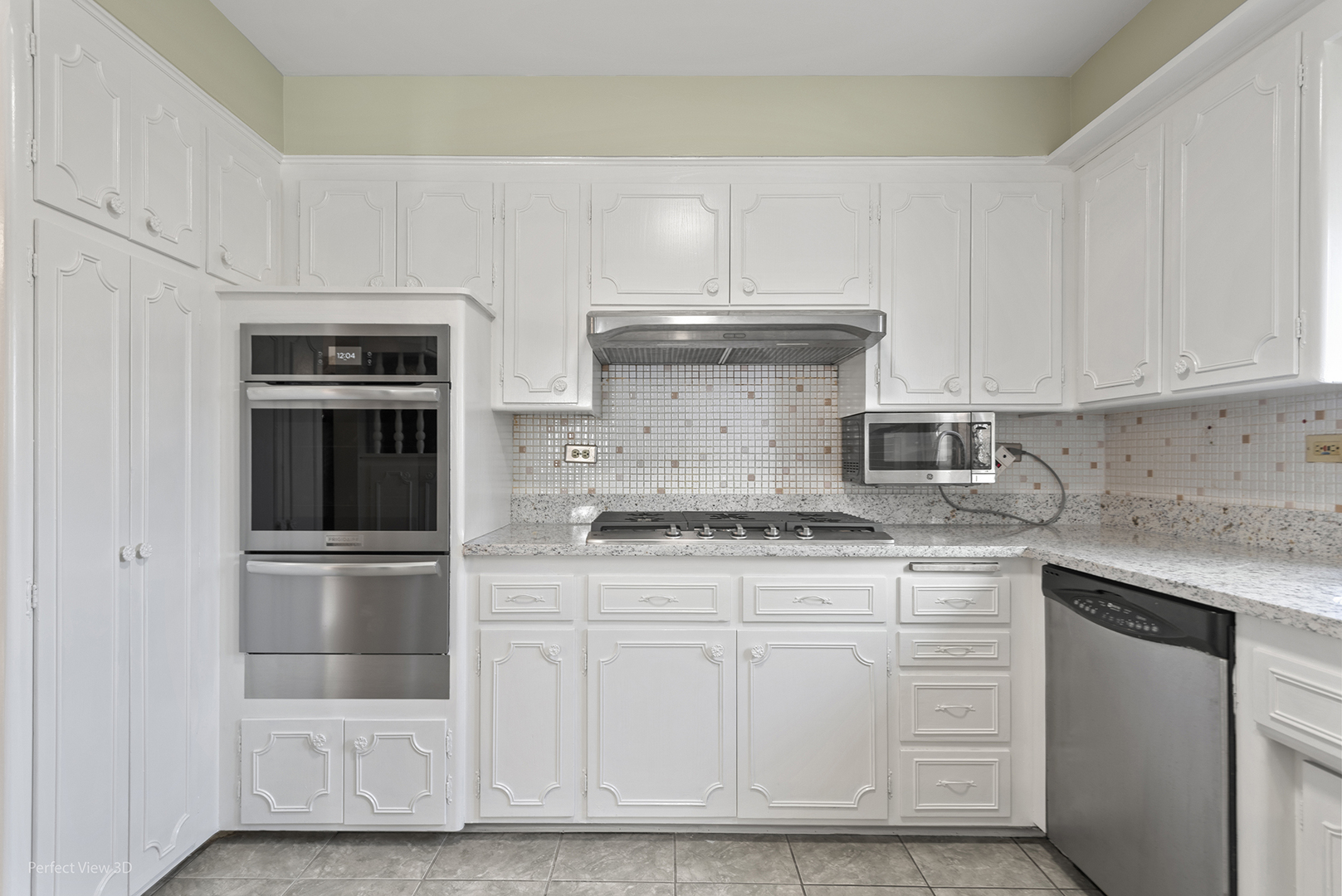 1121 N Northwest Highway, Park Ridge, IL 60068