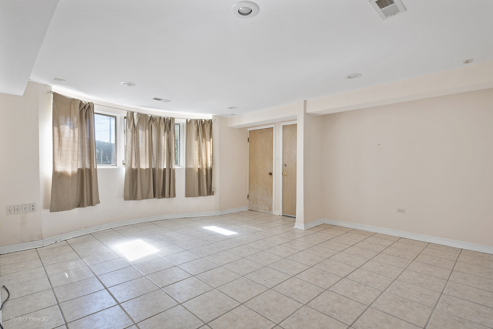 1121 N Northwest Highway, Park Ridge, IL 60068