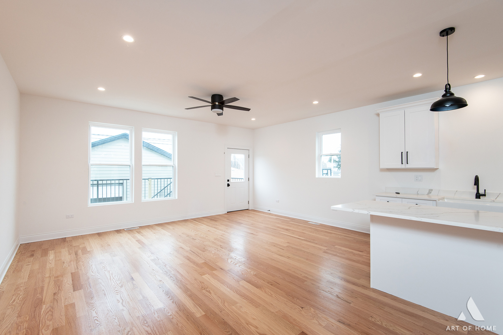 10649 S Sawyer Avenue, Chicago, IL 60655