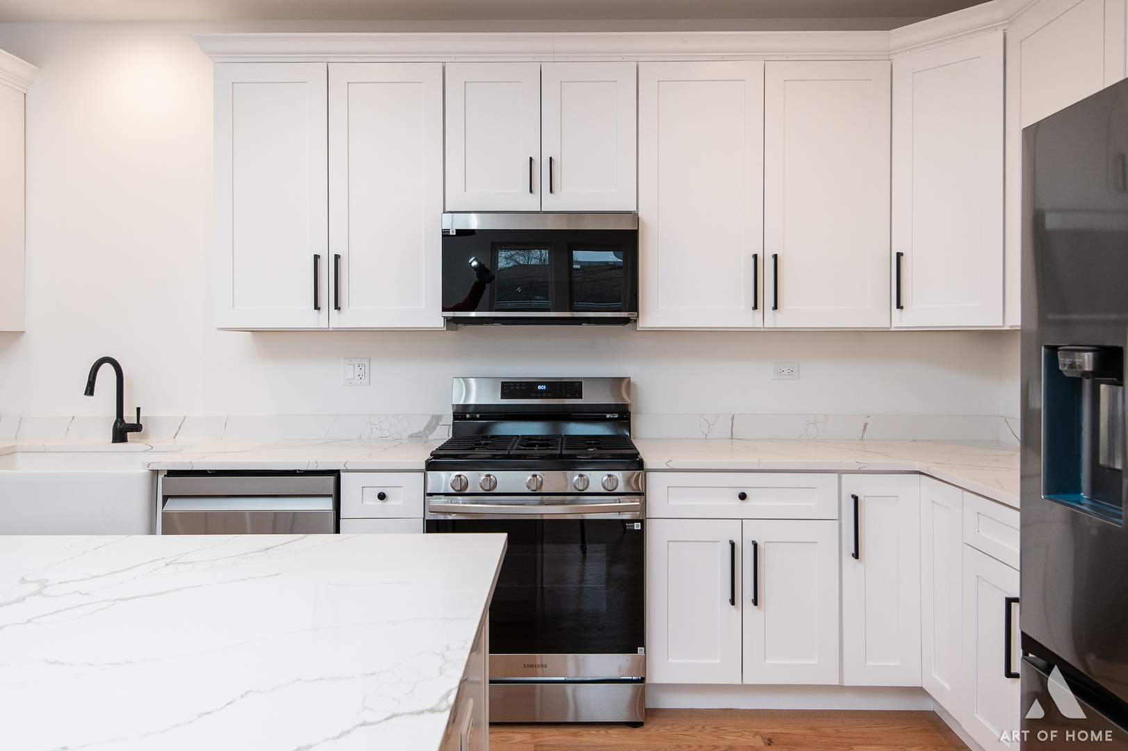 10649 S Sawyer Avenue, Chicago, IL 60655