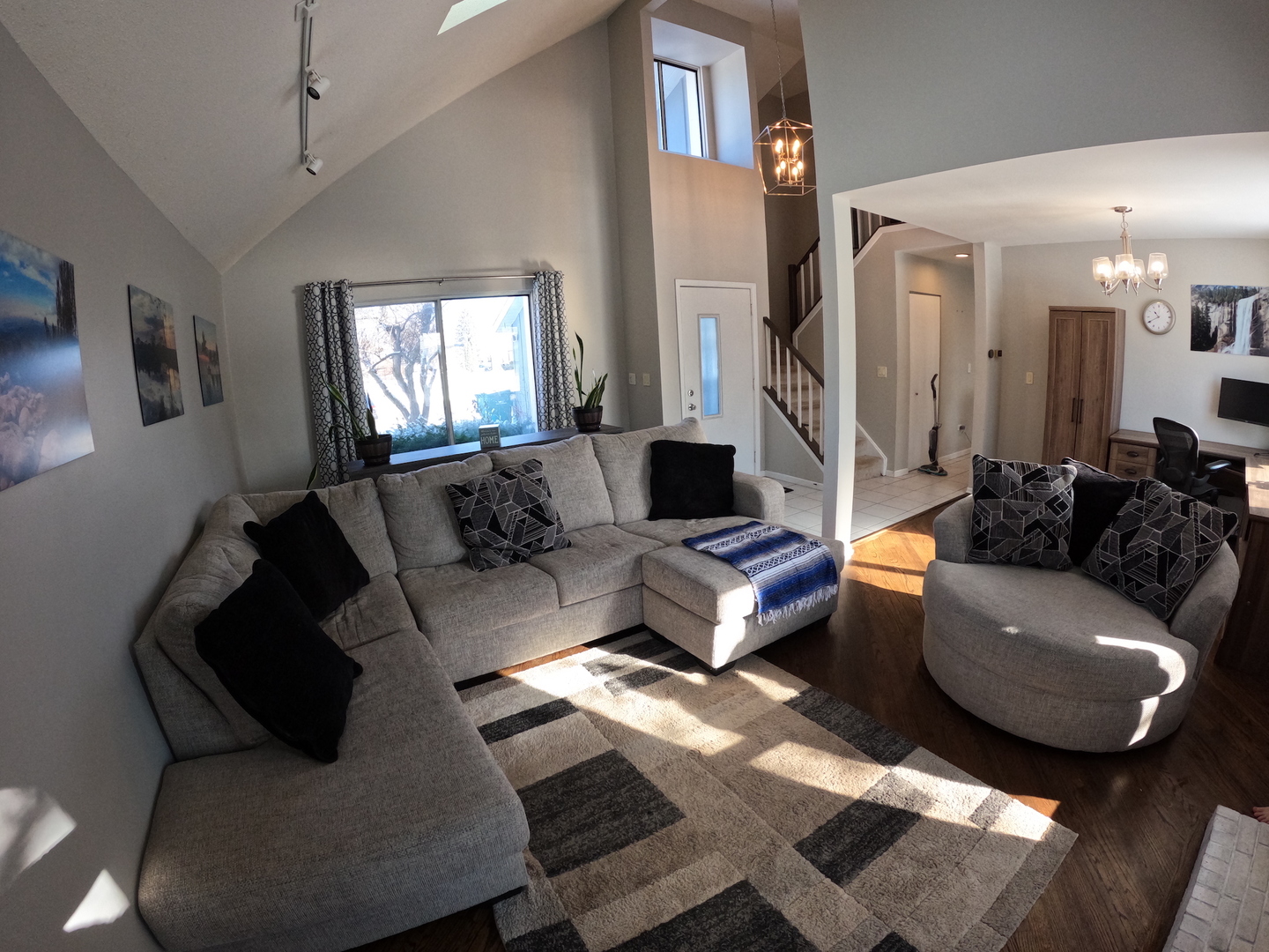 525 Lasalle Lane, Buffalo Grove, IL 60089