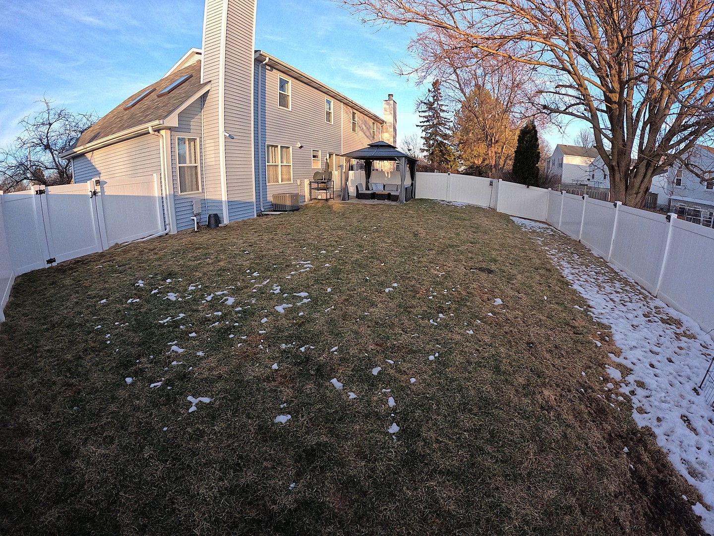 525 Lasalle Lane, Buffalo Grove, IL 60089