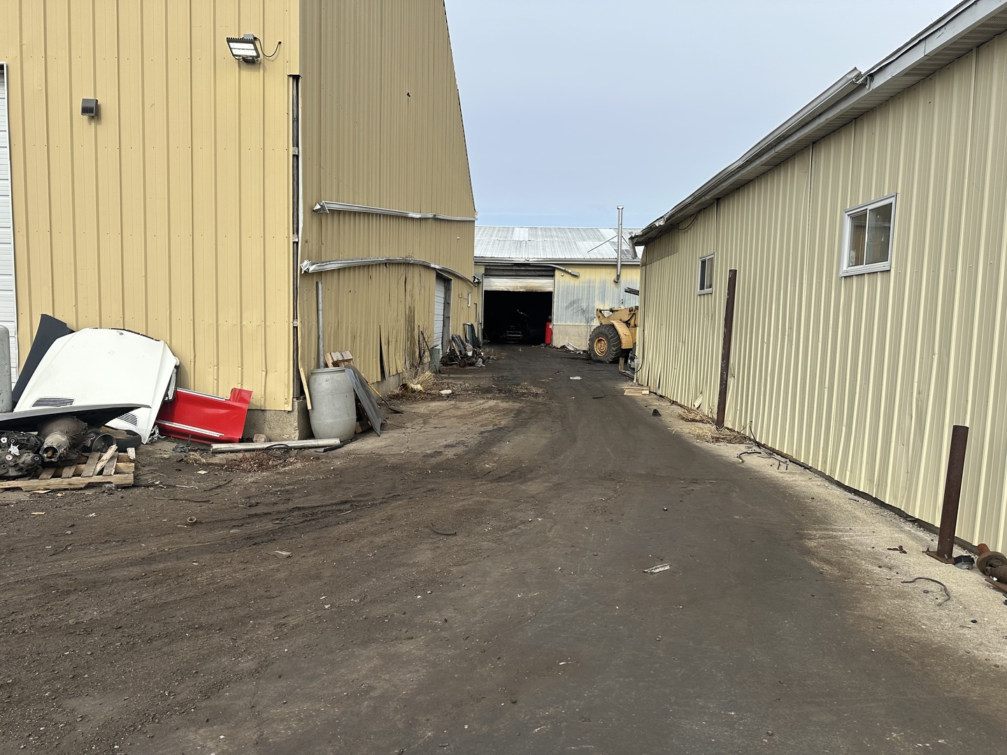 500 E Railroad Avenue, Leland, IL 60531