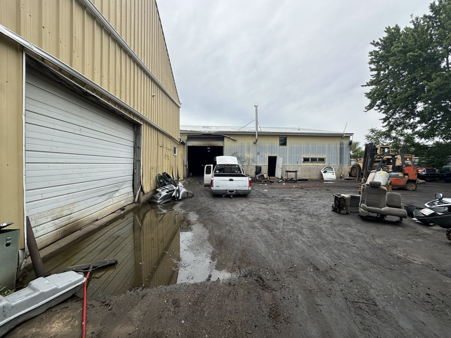 500 E Railroad Avenue, Leland, IL 60531