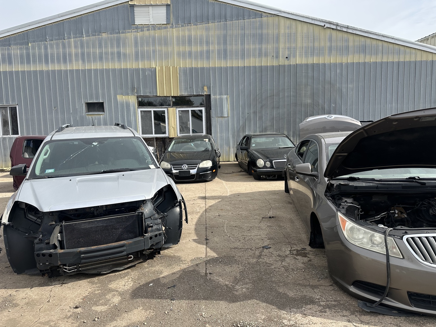 500 E Railroad Avenue, Leland, IL 60531