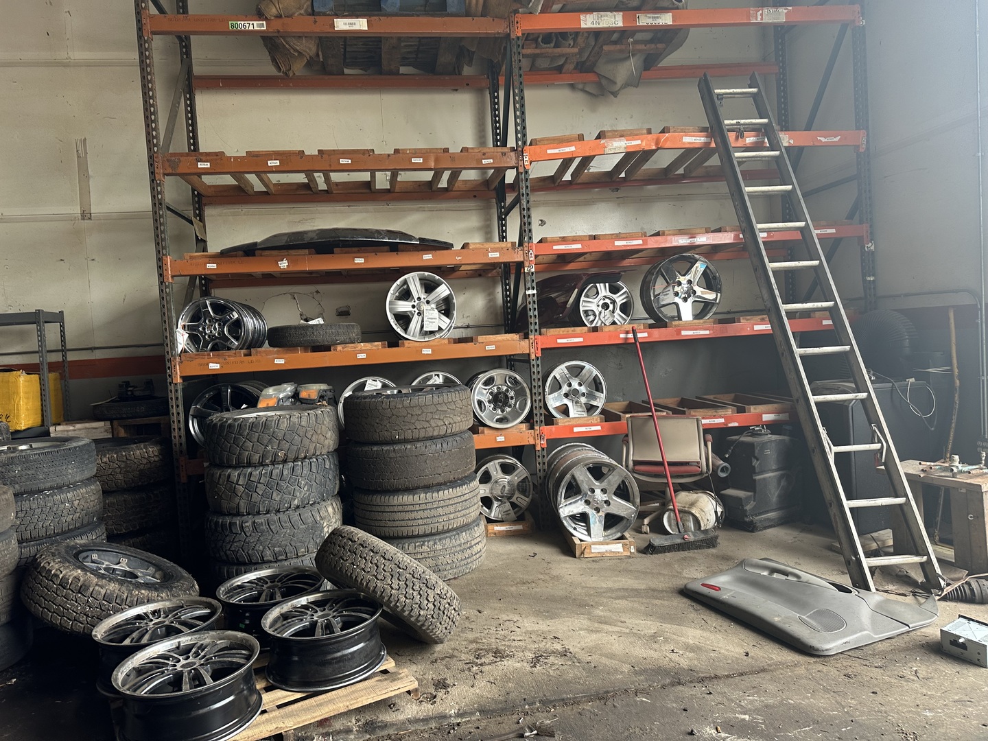 500 E Railroad Avenue, Leland, IL 60531