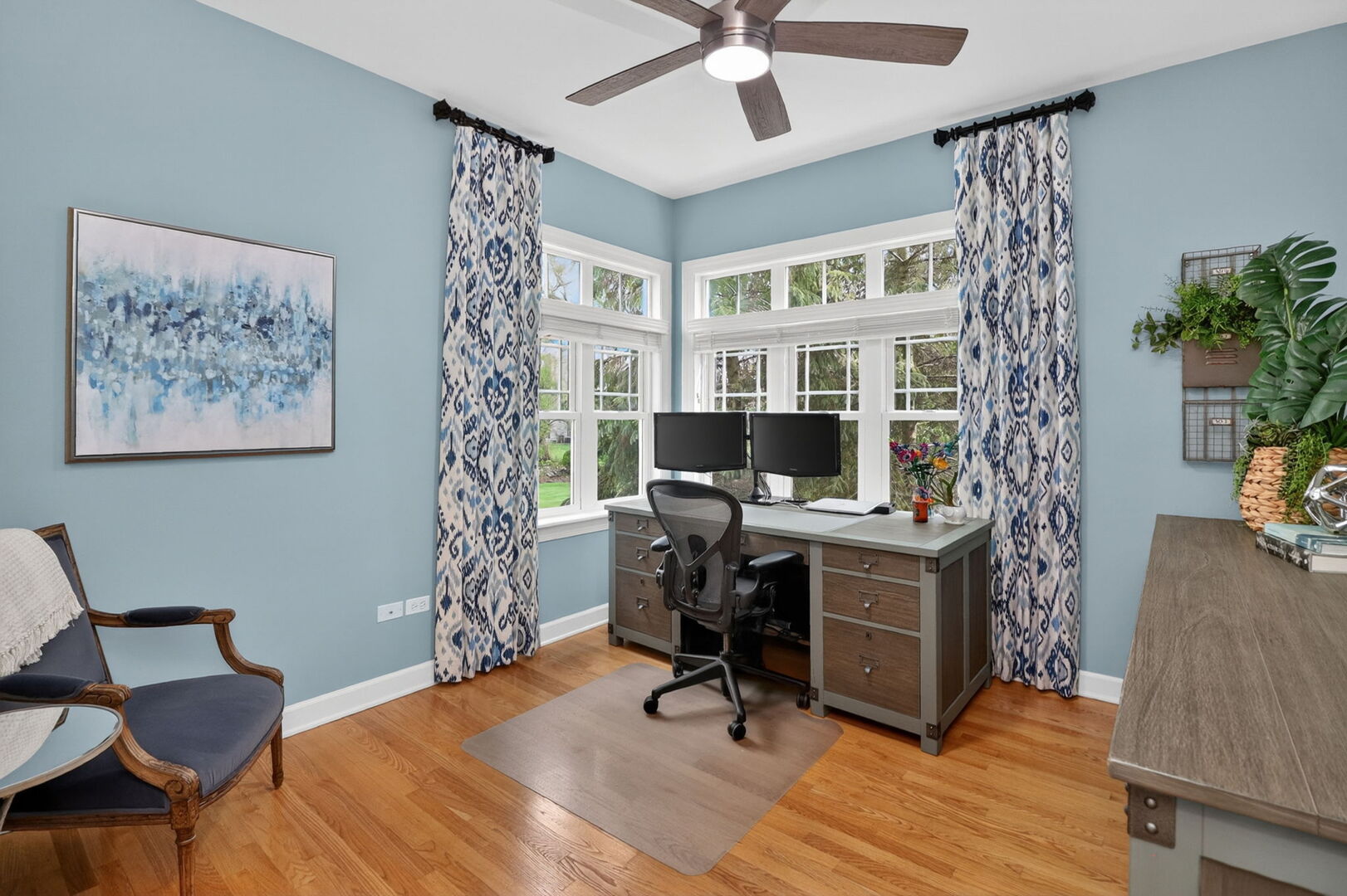 702 S Wilmette Avenue, Westmont, IL 60559