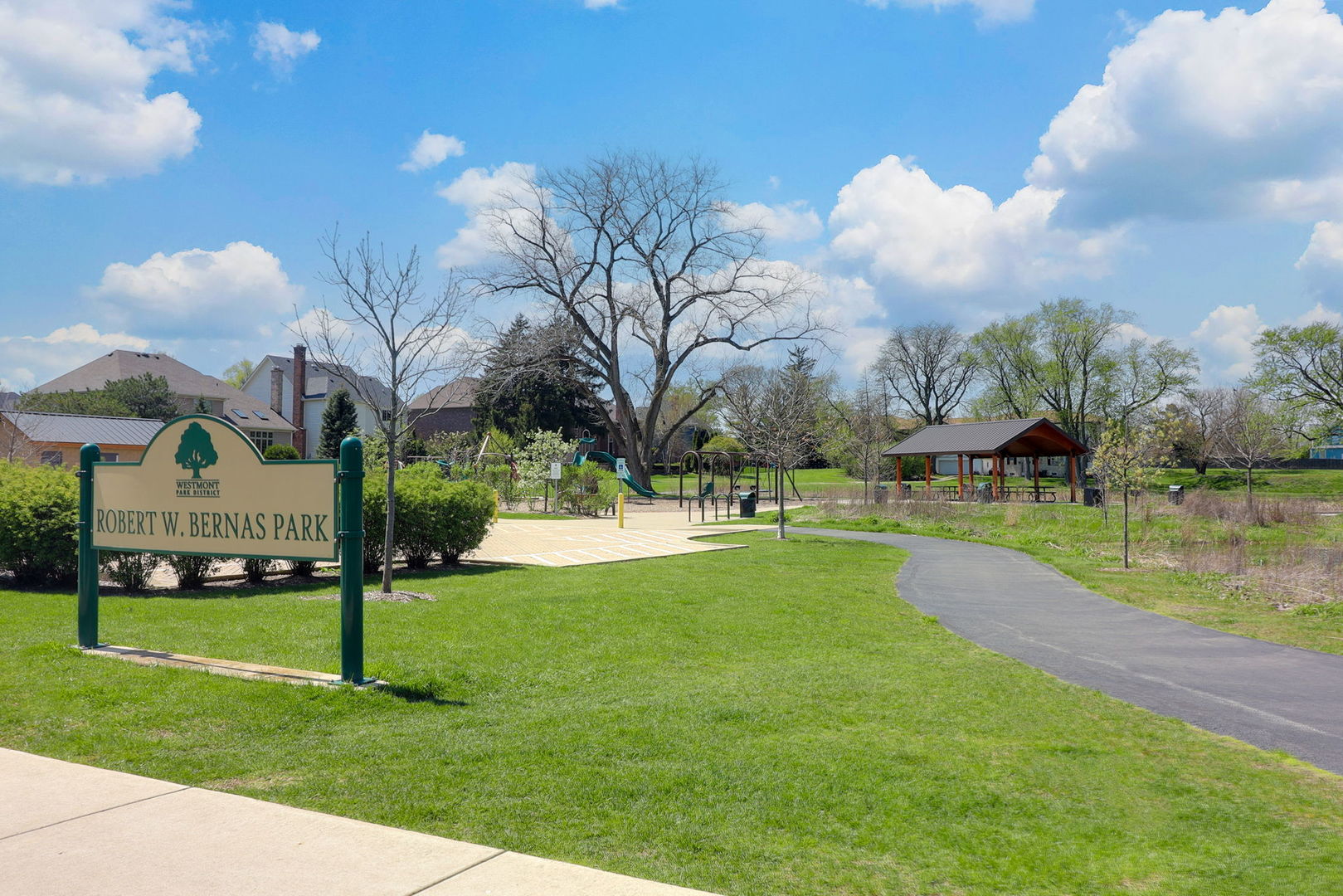 702 S Wilmette Avenue, Westmont, IL 60559