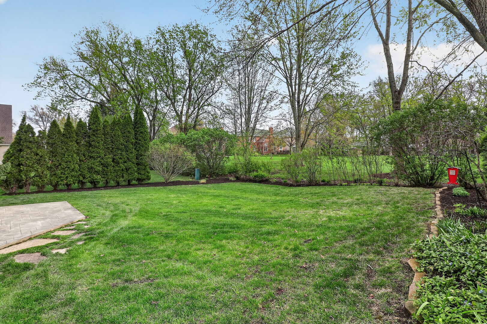 702 S Wilmette Avenue, Westmont, IL 60559