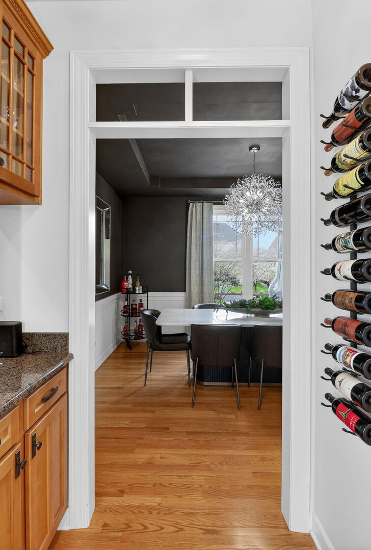 702 S Wilmette Avenue, Westmont, IL 60559