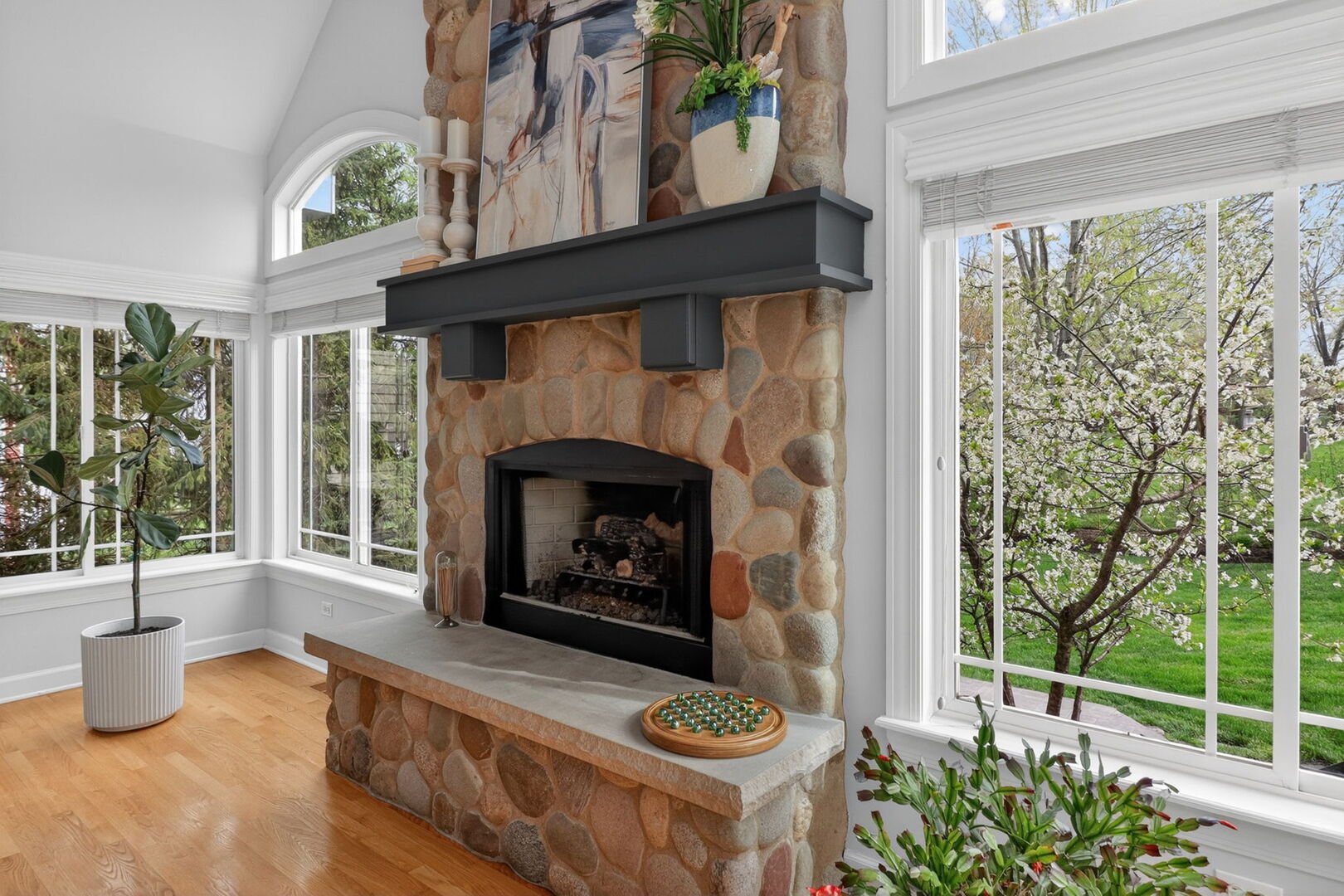 702 S Wilmette Avenue, Westmont, IL 60559