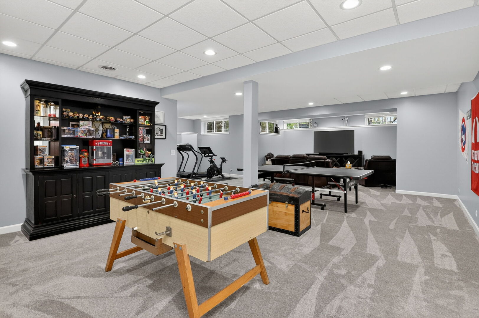 702 S Wilmette Avenue, Westmont, IL 60559