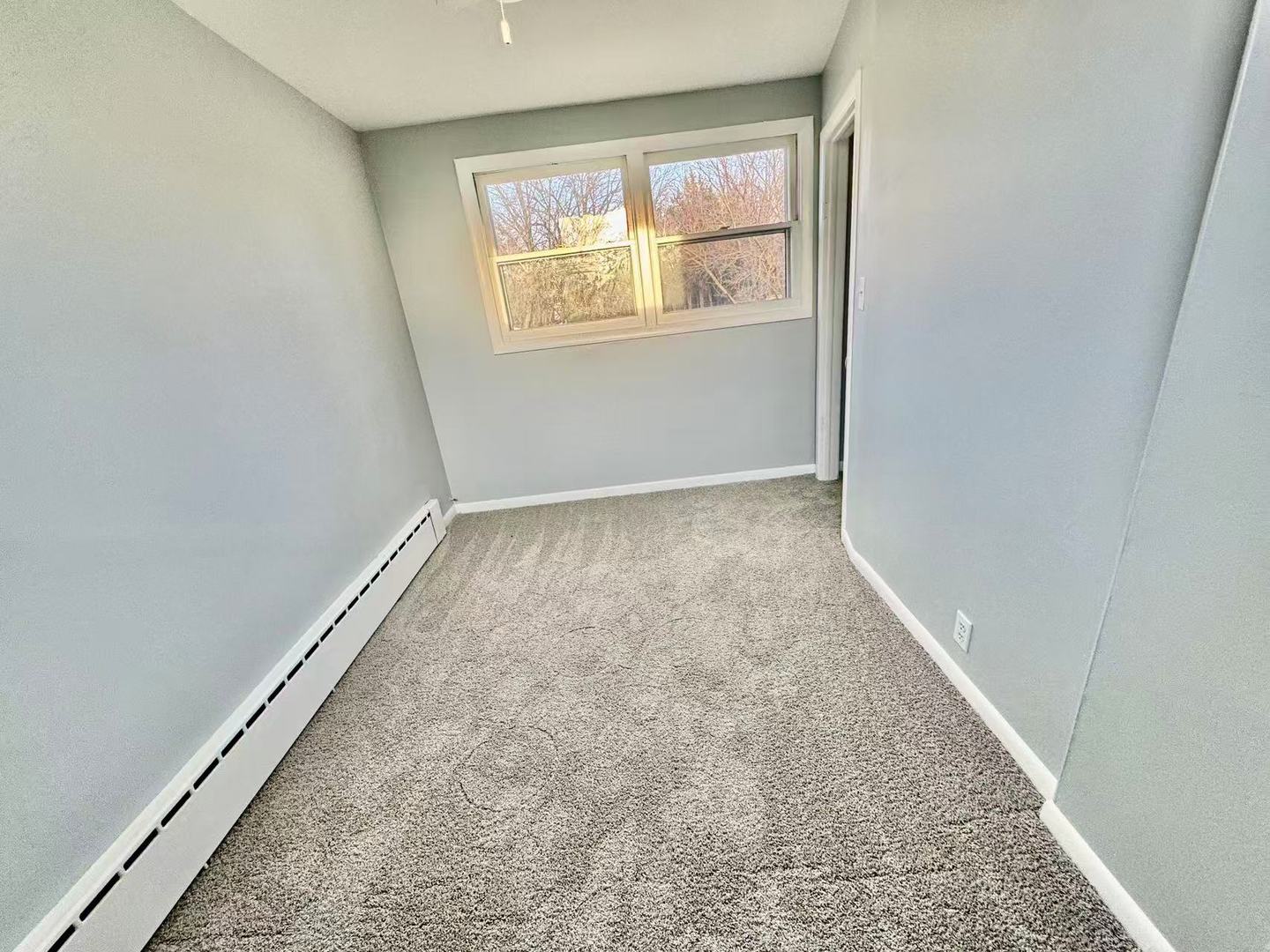 519 N Park Street, Westmont, IL 60559