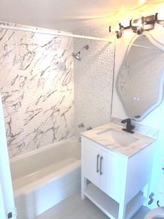 6730 S South Shore Drive #1504, Chicago, IL 60649