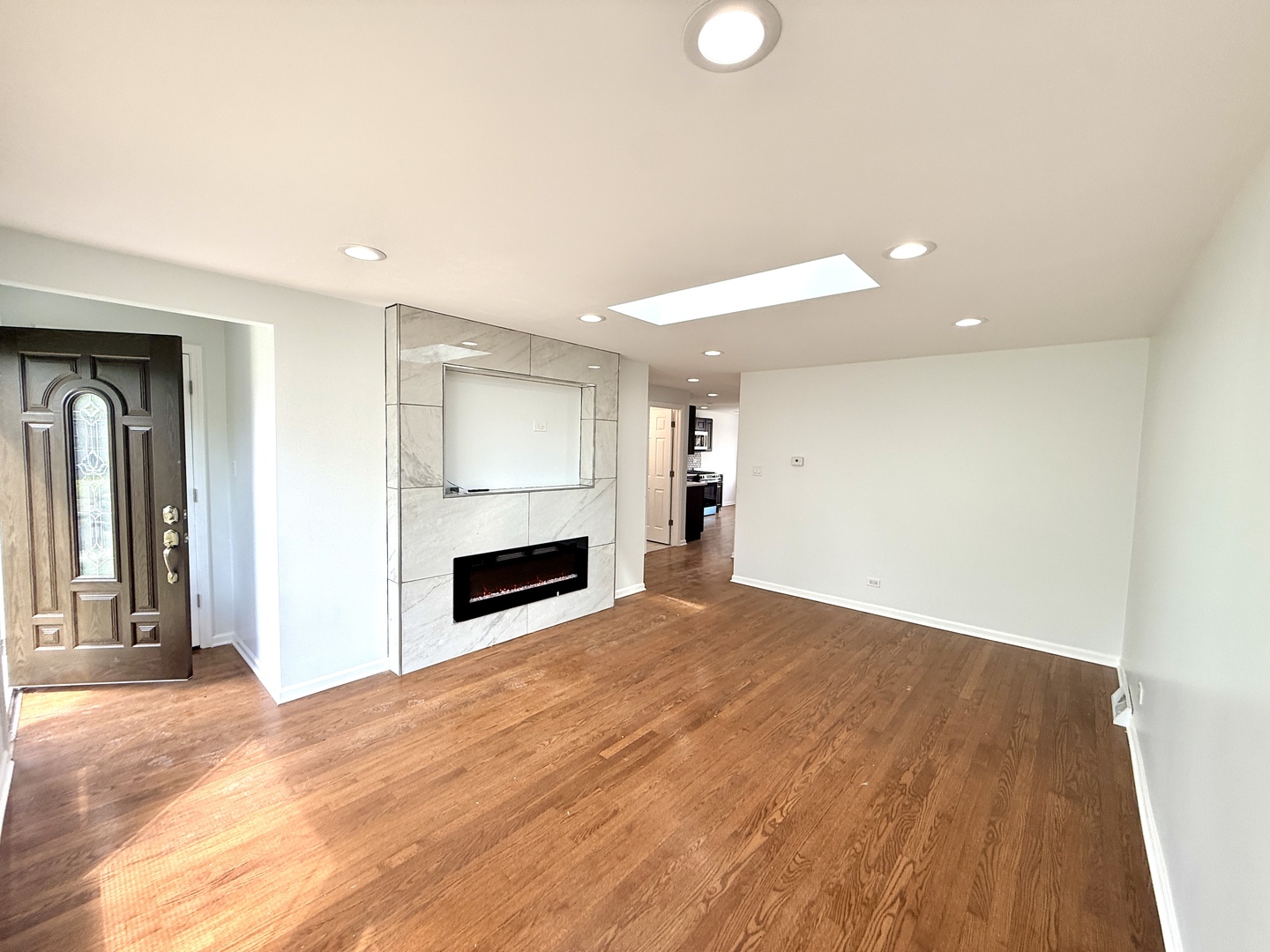 7805 S Homan Avenue, Chicago, IL 60652