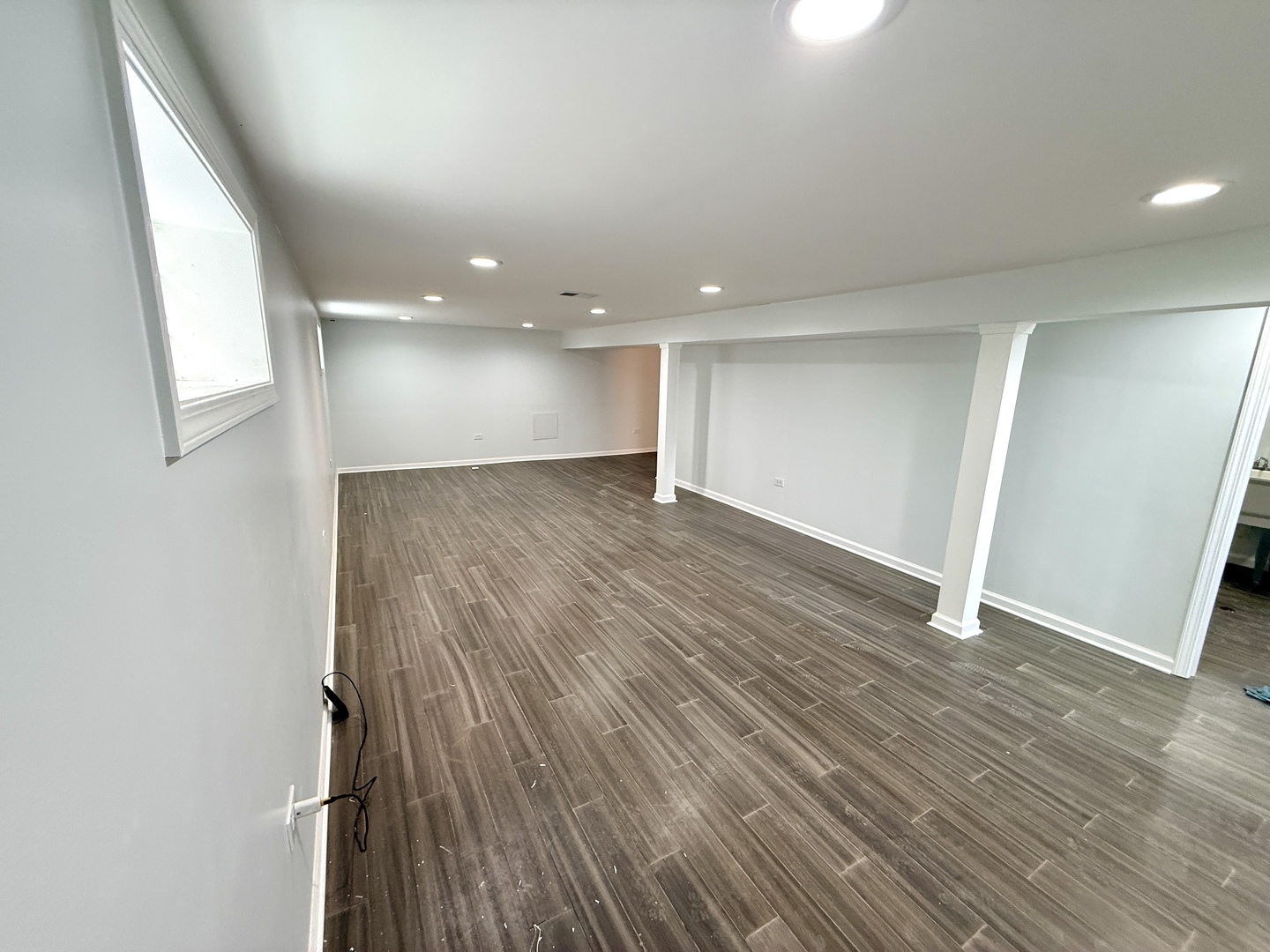 7805 S Homan Avenue, Chicago, IL 60652